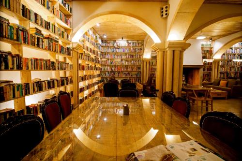 The Literary Man Óbidos Hotel