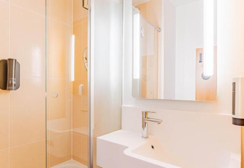 B&B Hôtel Poitiers 3 Futuroscope