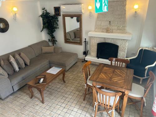 8 Oda Boutique Homes