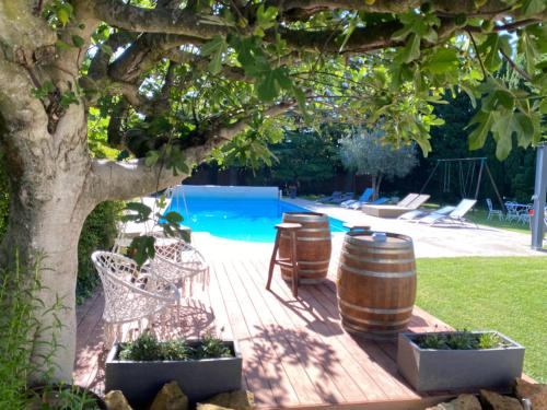 Studio avec terrasse privative et piscine