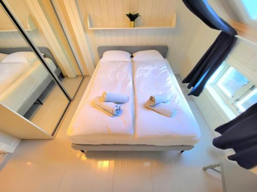 Mercury House, Cathedral View ! Free Parking