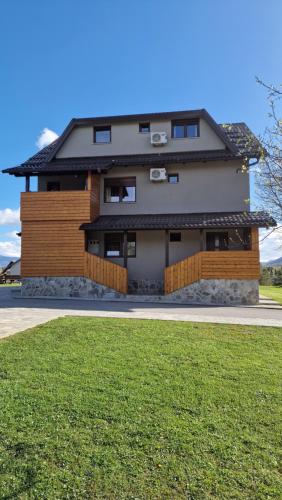 4 Seasons Guest House