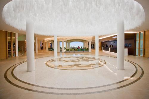DIT Evrika Beach Club Hotel