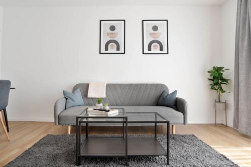 Apartments in the city center I private parking I home2share