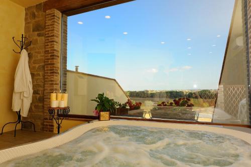 Borgo Mandoleto Hotel