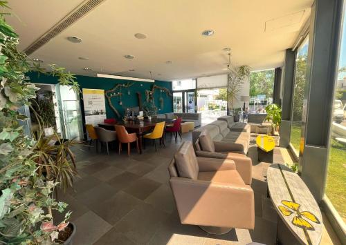 HI Arrifana Destination Hostel