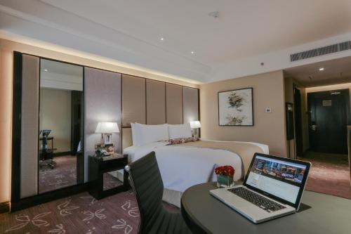 Diamond Hotel Philippines