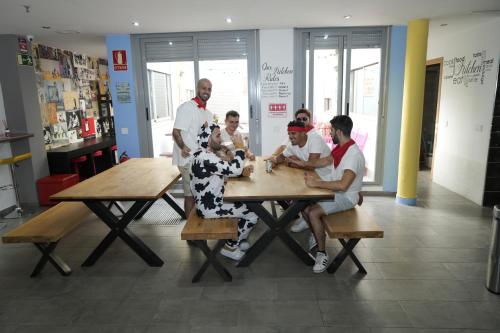 New Art Hostel Albergue Juvenil