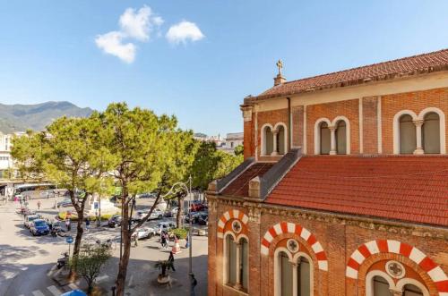 B&B Un Passo Dal Treno Piazza Vittorio Veneto 36-Salerno Station