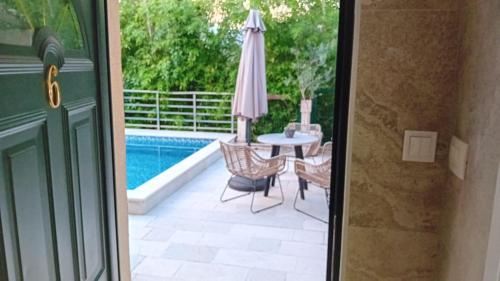 Square Point Apartments