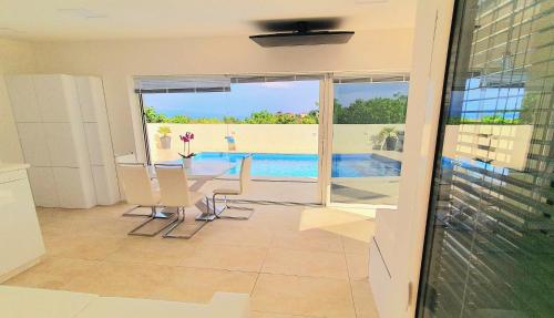 Apartments Eduarda