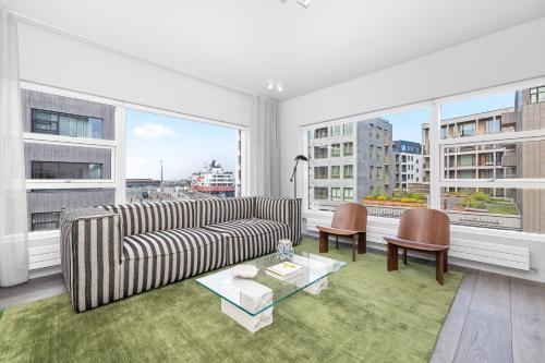 Harbour View อพาร์ตเมนต์ 2 ห้องนอน 2 ห้องน้ำ ใจกลางเมือง พร้อมที่จอดรถฟรี