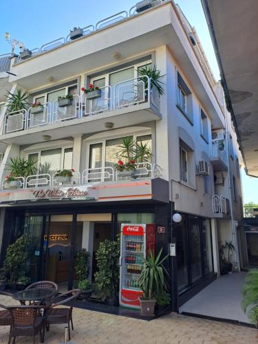 Hotel The White House