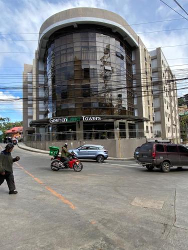 1 Bedroom Condo with View! LF10