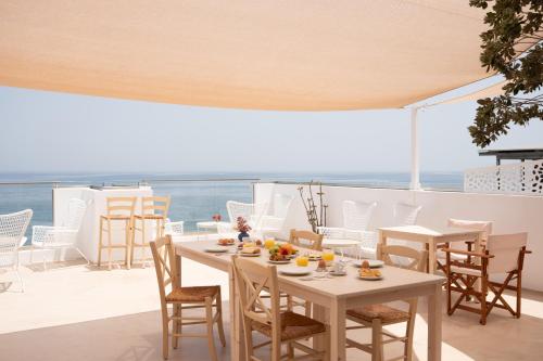 Sea Breeze Hotel