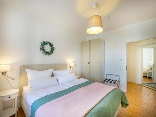 FLAIR Homes - Design Apartments with Smart-TV, Self Check-in & Free Parking