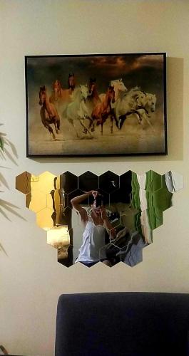 A Refreshing Condo Unit Near BGC, Ortigas & Makati with NETFLIX and WiFi