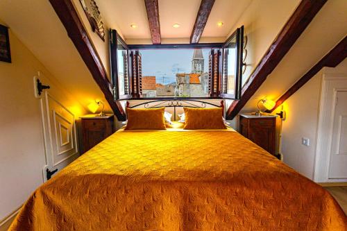 Apartments & Rooms Trogir Stars