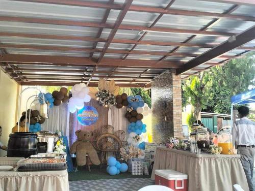 Leikendee Home & Party Place