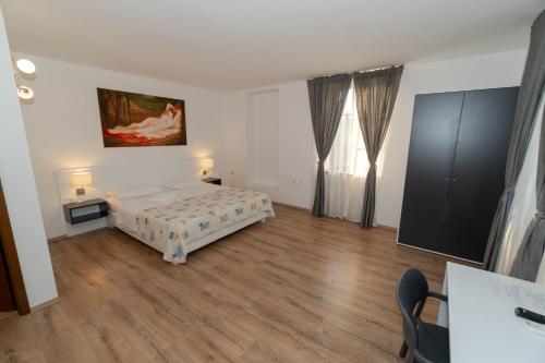 Hotel Casino Paquito