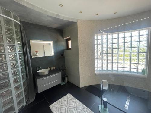 Tona - Miran apartman - Parking - Samostalna prijava