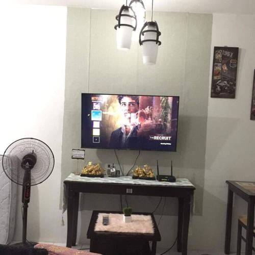 Zyra's Cozy Staycation