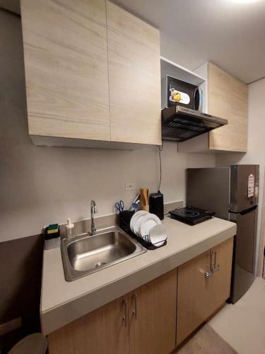 1014 - Cavite Minimalist Condo with Resort-like Amenities & Hi Speed Wifi