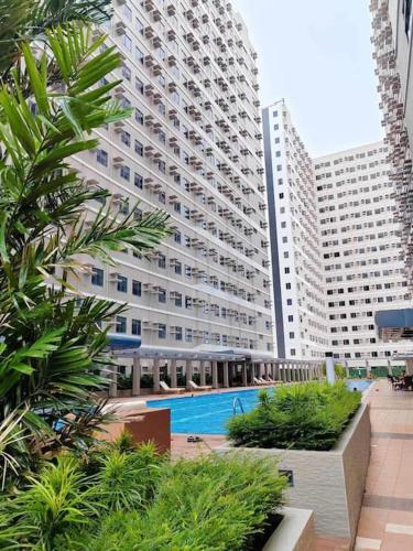 1014 - Cavite Minimalist Condo with Resort-like Amenities & Hi Speed Wifi