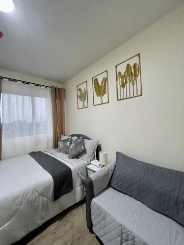 Fullerton Suites