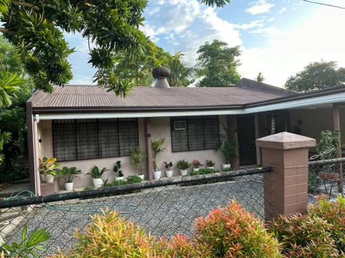 The Downtown Cabin Bohol