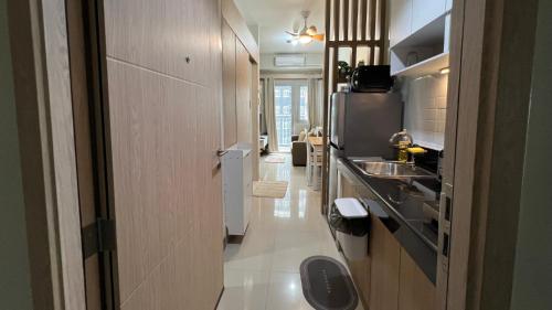 UrbanEase Living at Charm Residences Near Sta Lucia Mall and Robinsons Mall