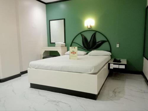 Halina Drive in Hotel-Sta Mesa