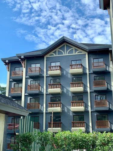 Alpine Villas Greens Staycation at Crosswinds Tagaytay