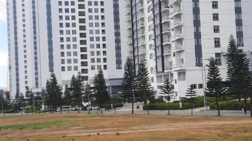 Smdc Wind Marcelle's Place Cool Suites