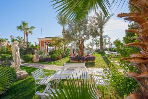 Antique Roman Palace Museum Hotel