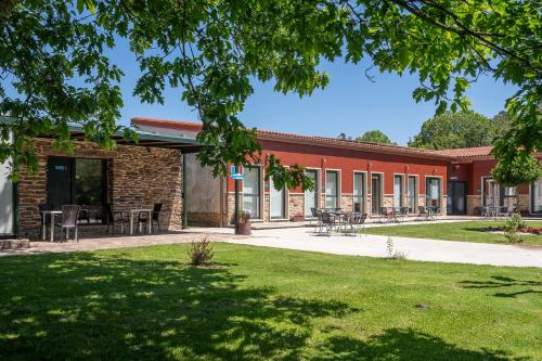 O Acivro Aloxamentos Rurais