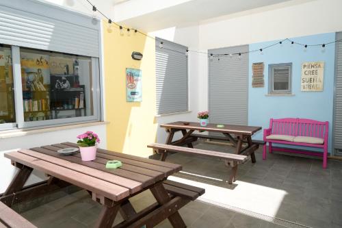 New Art Hostel Albergue Juvenil