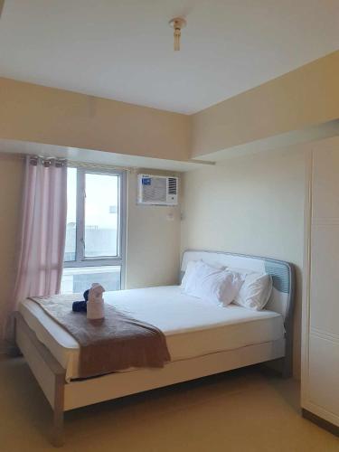 Avida Riala Tower one 1402 IT Park