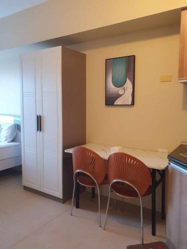 Avida Riala Tower one 1402 IT Park