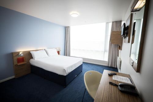 Travelodge Limerick Castletroy Hotel