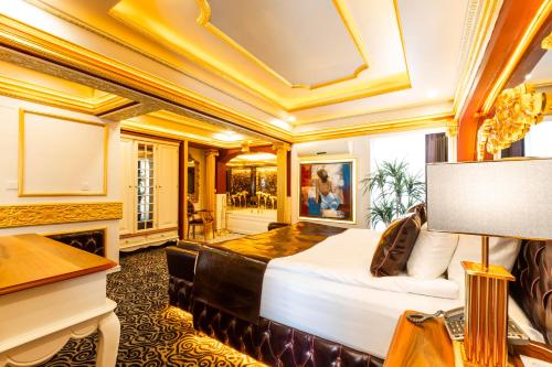 Andalouse Elegante Suite Hotel