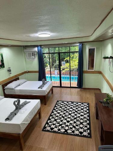 Hardrock Lux Spring Resort