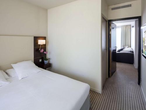 Mercure Aix-en-Prov. La Duranne Gare