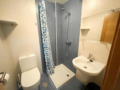 Apartamentos Playa de las Catedrales 3000