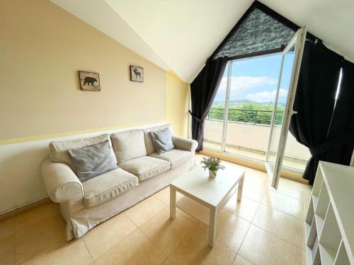 Apartamentos Playa de las Catedrales 3000