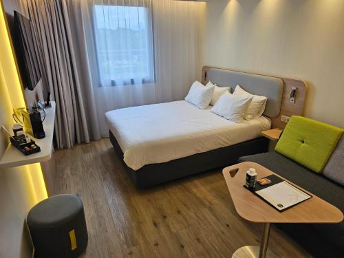 B&B HOTEL Deauville-Touques