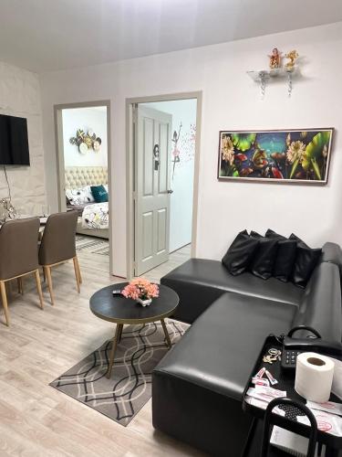 Lan’z cozy 2 bedroom 8 spatial maa