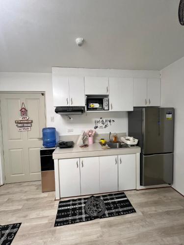 Lan’z cozy 2 bedroom 8 spatial maa