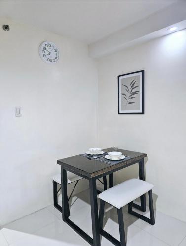 Persimmon Studios - Studio Unit- 16th Floor - 1641