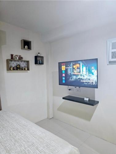 Persimmon Studios - Studio Unit- 16th Floor - 1641